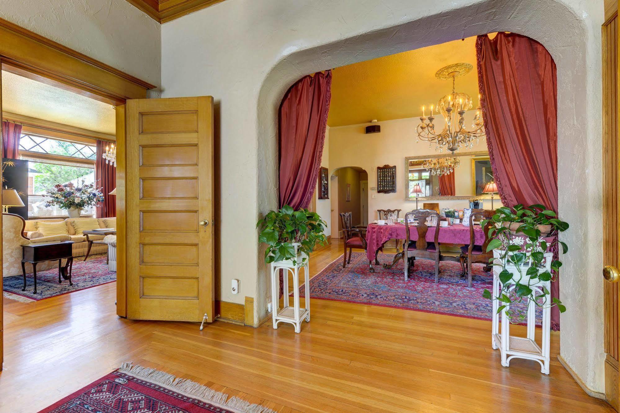 The St. Mary'S Inn, Bed And Breakfast Colorado Springs Extérieur photo